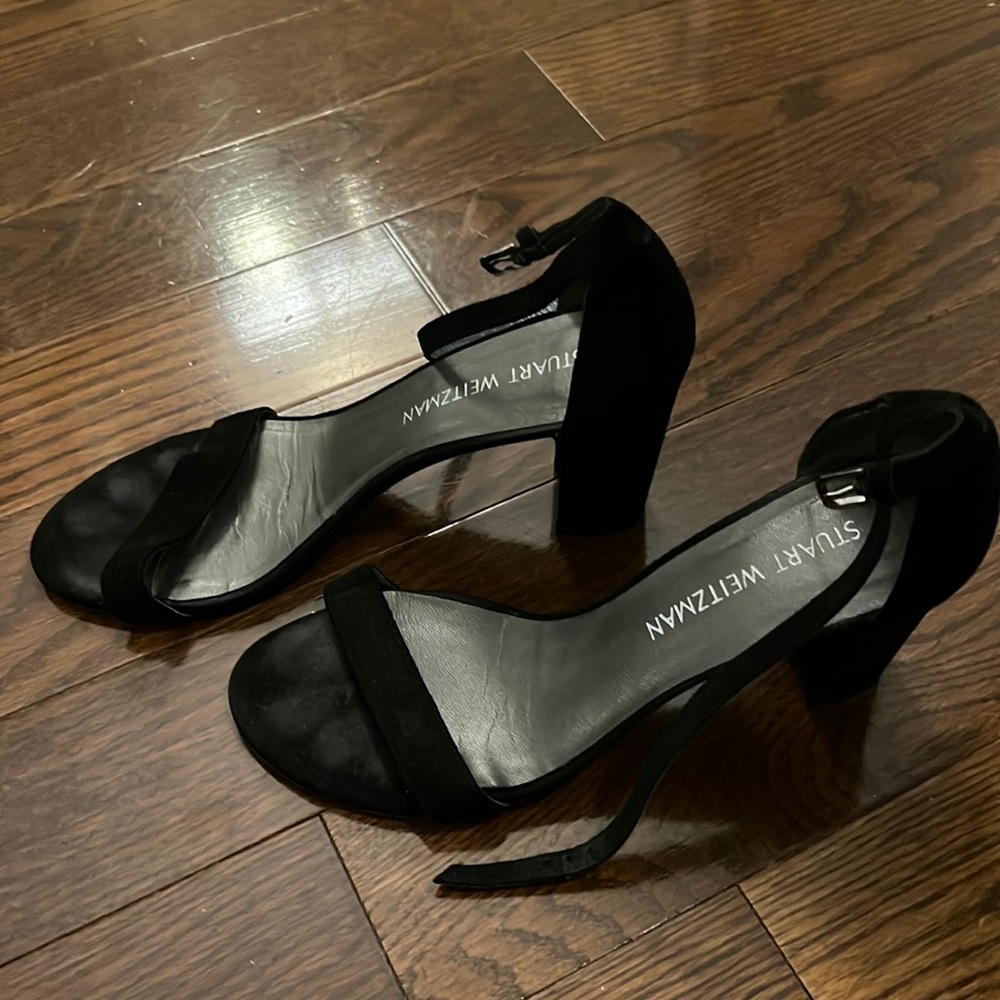 Stuart Weitzman Nearlynude Suede Chunky Heel